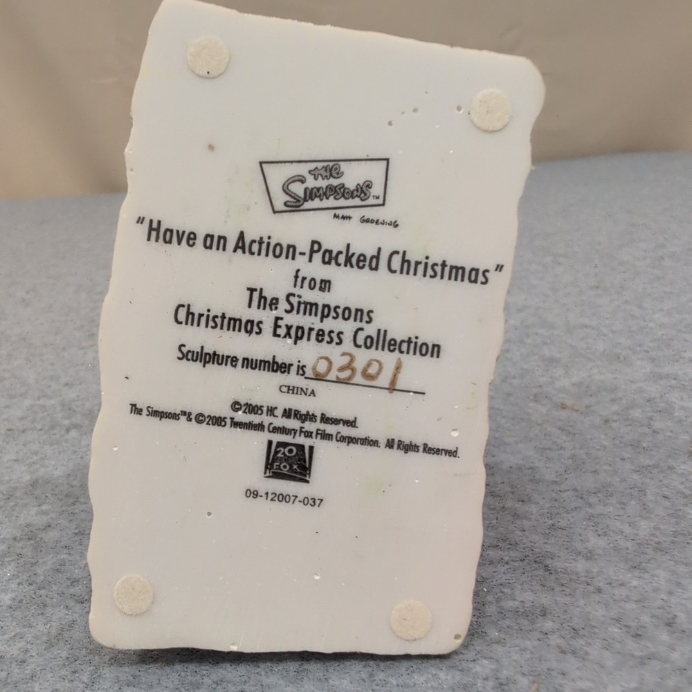 The Simpsons Christmas Express McBain Action Figure Giveaway Figurine 2005 0301 - Picture 5 of 5